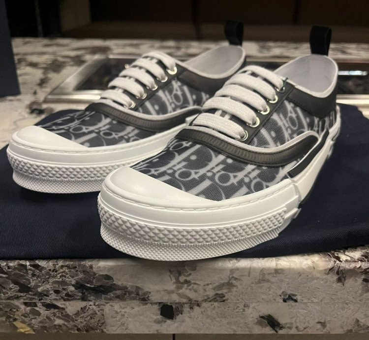 B23 Lt Half Oblique Sneakers In Black White