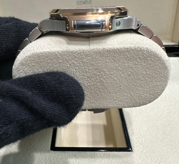 Patek Philippe 5980 1ar-001 Mint Condition