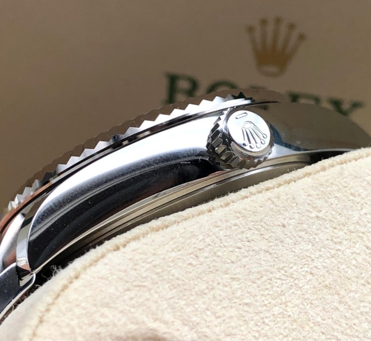 Rolex Sky-dweller Blue Dial Oyster 2023