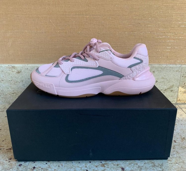 B24 Low Top Sneakers In Pink