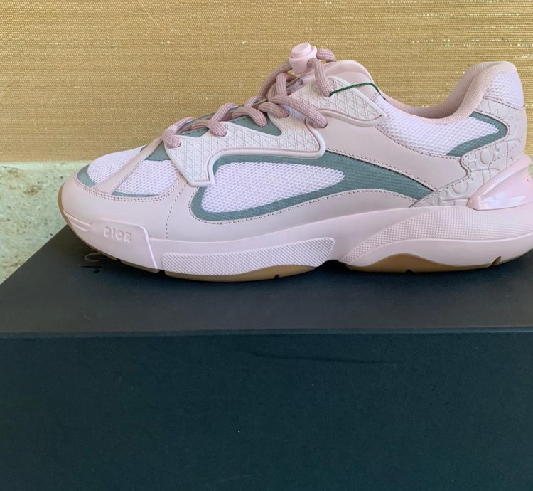 B24 Low Top Sneakers In Pink