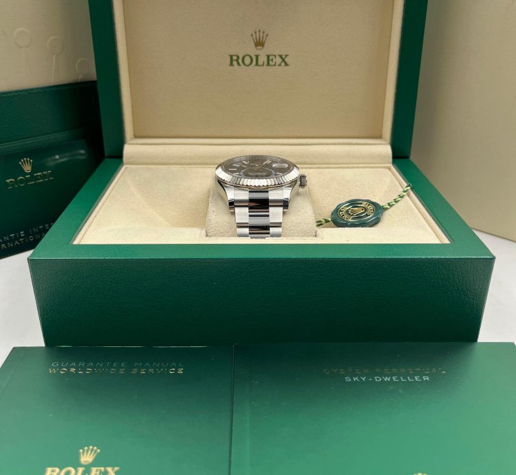 Rolex Sky-dweller Blue Dial Stainless Steel Oyster Bracelet 336934 Unworn 2024