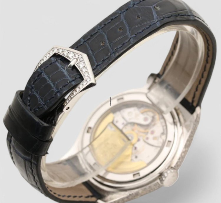 Patek Philippe Annual Calendar 18k White Gold 37mm