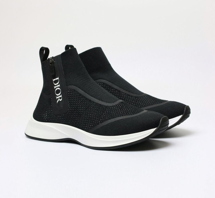 B25 Logo High-top Sneakers