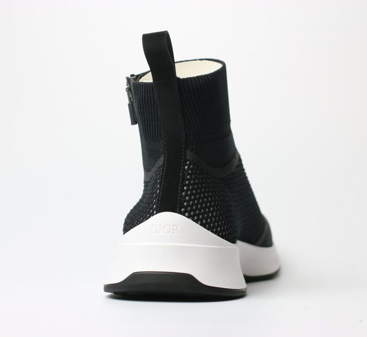 B25 Logo High-top Sneakers