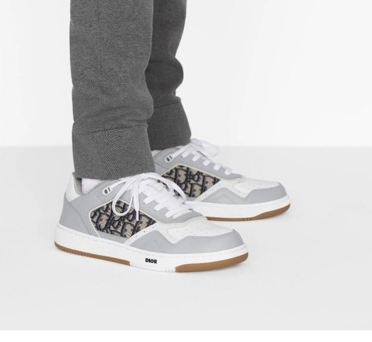 B27 Low Top Sneaker brand New