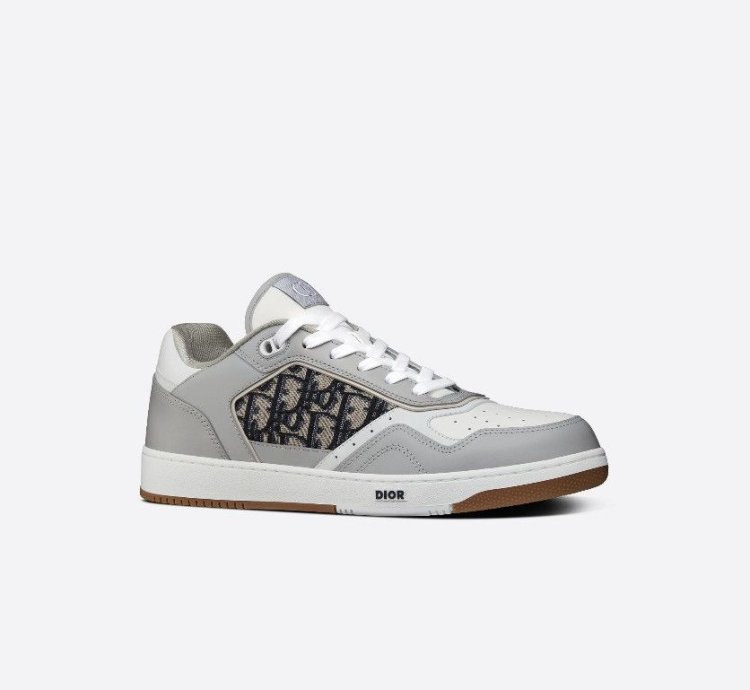 B27 Low Top Sneaker brand New