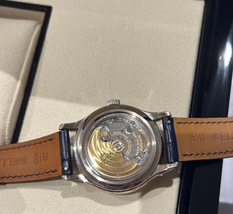 Patek Philippe Annual Calendar 2022 5205g-013 full Set 2024 Service