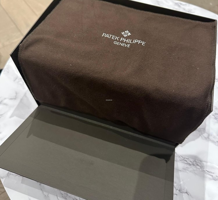 Patek Philippe Annual Calendar 2022 5205g-013 full Set 2024 Service