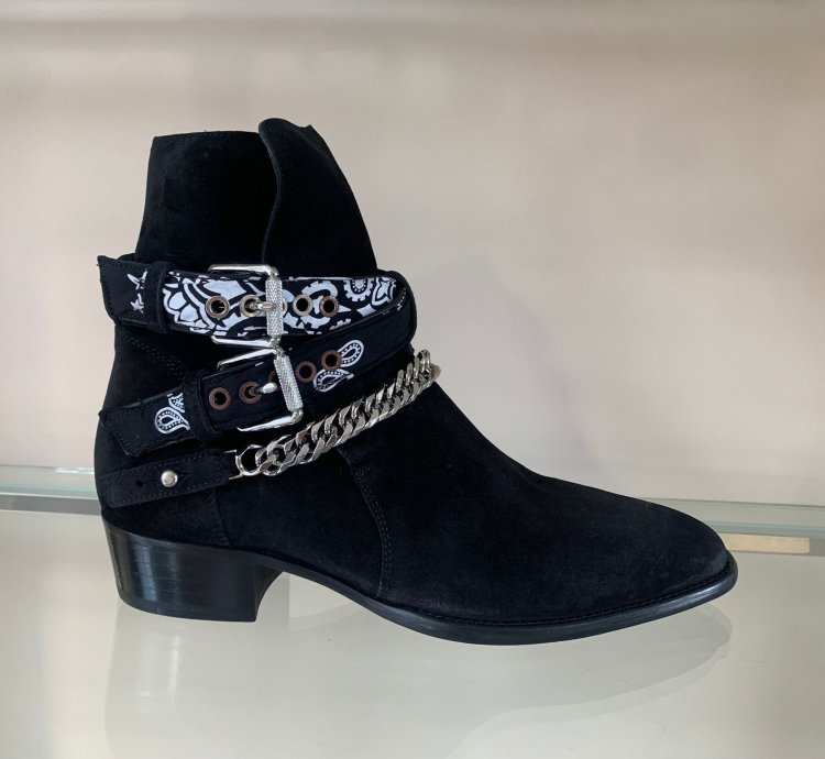 Bandana Buckle Boot In Black