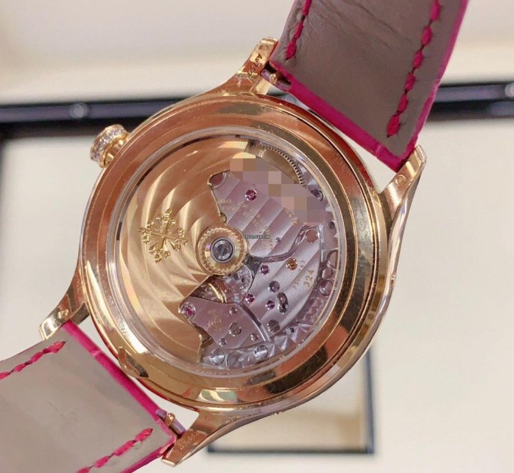 Patek Philippe Annual Calendar 4947r-001