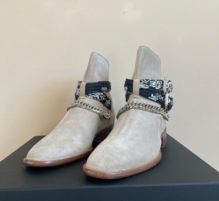 Bandana Buckle Boot In Tan