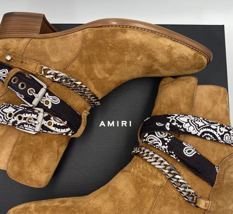 Bandana Chain Boot