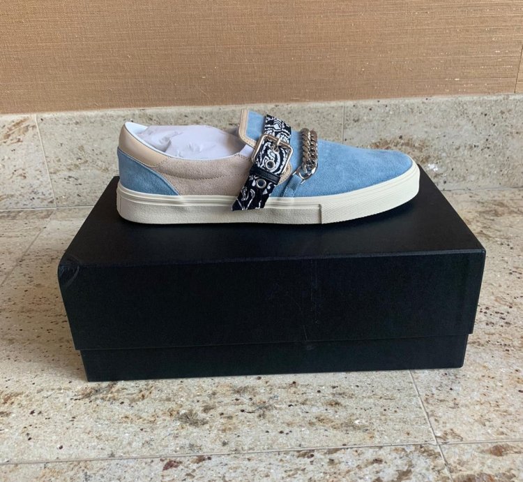 Bandana Chain Sneakers