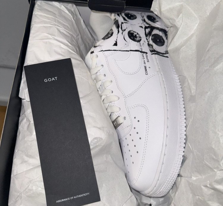 Comme Des Garcons Supreme Nike Air Force 1 Low Eyes