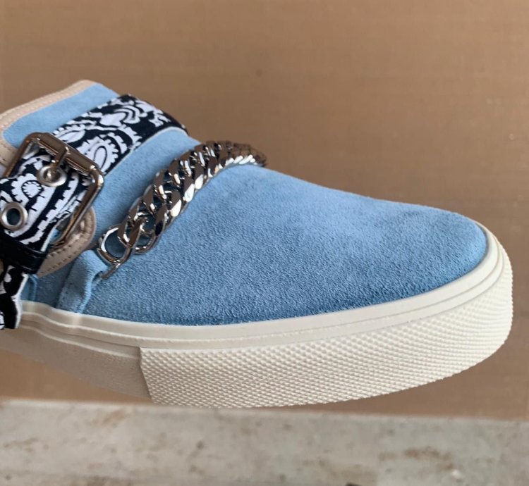 Bandana Chain Sneakers