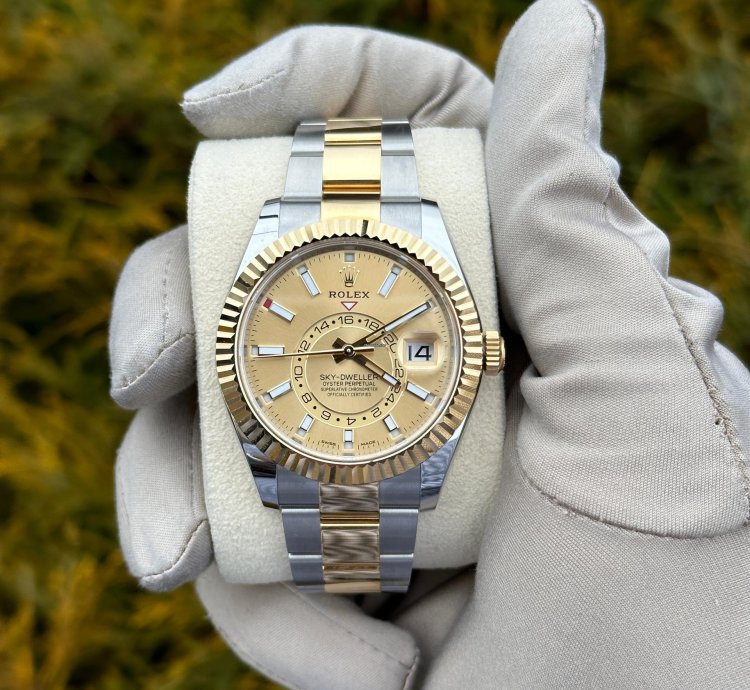 Rolex Sky-dweller Champagne Dial