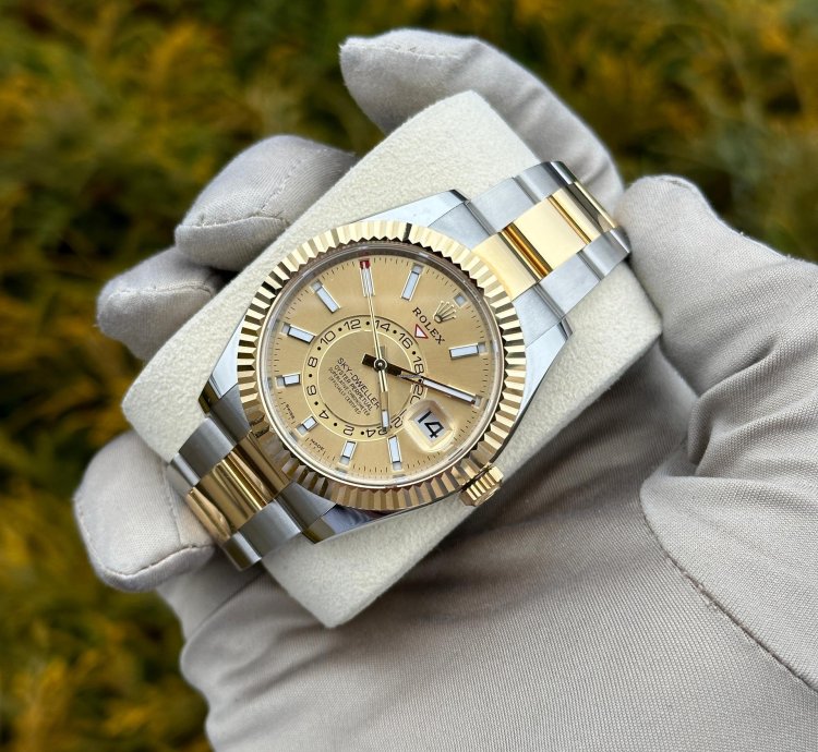 Rolex Sky-dweller Champagne Dial