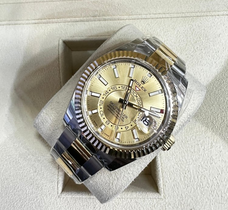 Rolex Sky-dweller Champagne Dial