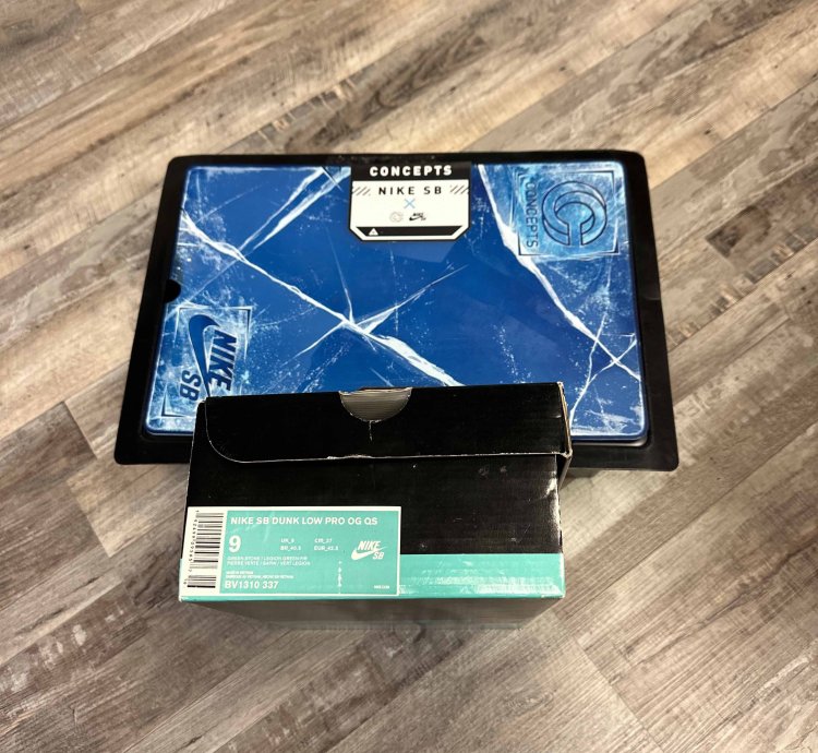 Concepts Dunk Low Sb Green Lobster Special Box