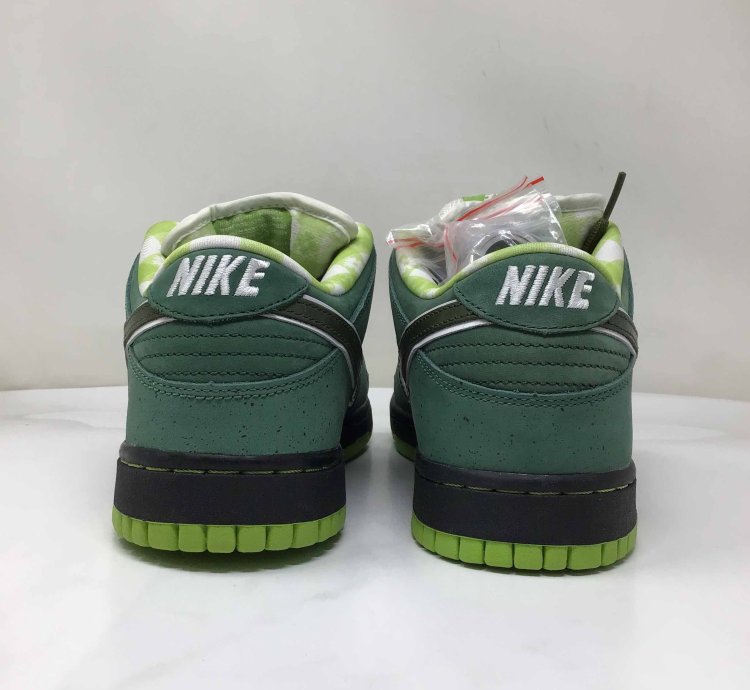 Concepts Dunk Low Sb Green Lobster Special Box