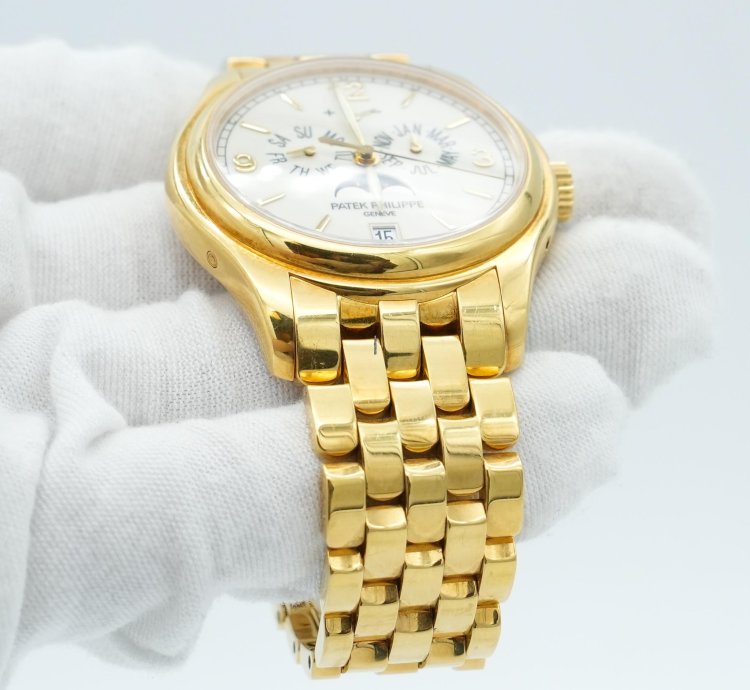 Patek Philippe Annual Calendar 5146 1j-001