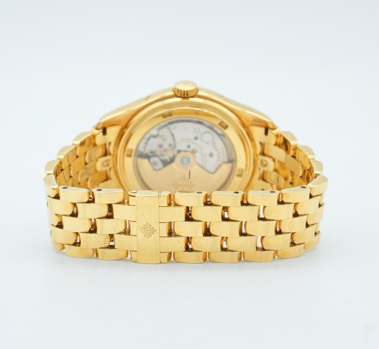 Patek Philippe Annual Calendar 5146 1j-001