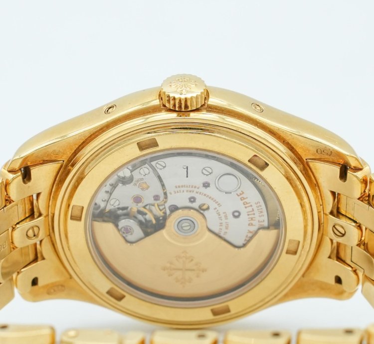 Patek Philippe Annual Calendar 5146 1j-001
