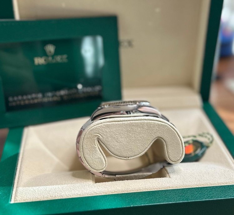 Rolex Sky-dweller Complete Mint Green Sky-dweller 42 Mm On Oyster Ref 336934