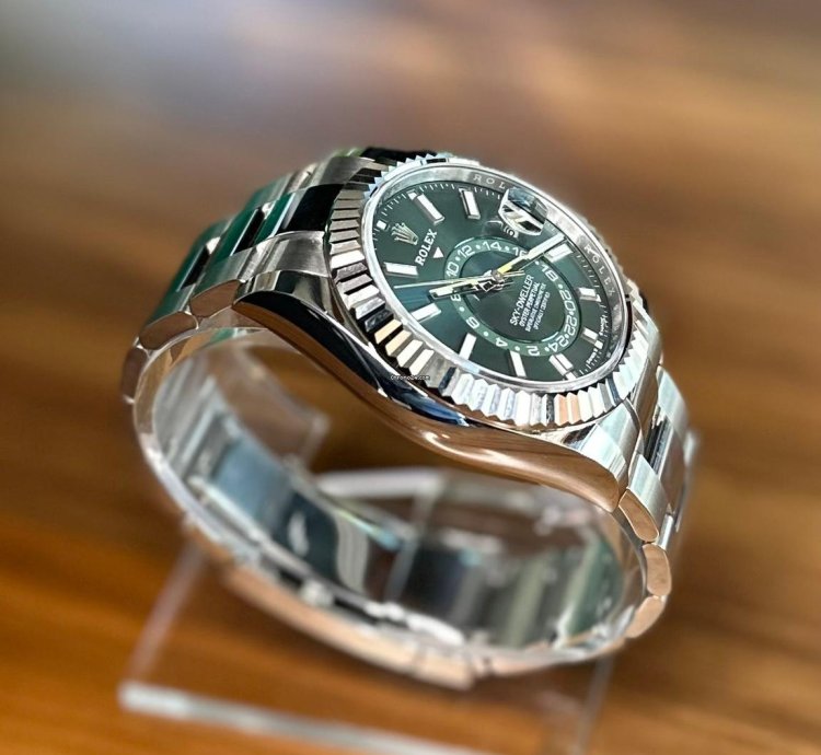 Rolex Sky-dweller Complete Mint Green Sky-dweller 42 Mm On Oyster Ref 336934