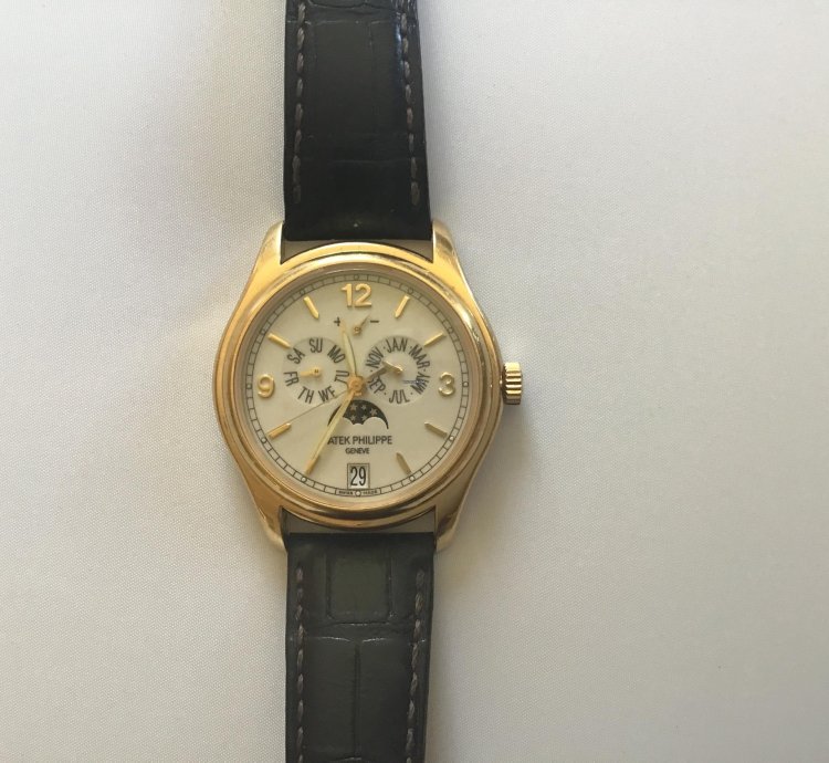 Patek Philippe Annual Calendar 5146j-001
