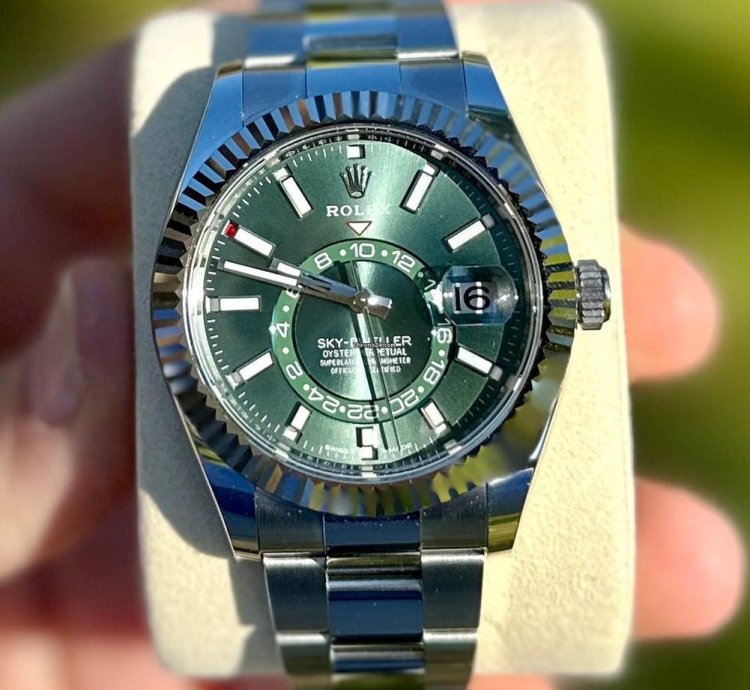 Rolex Sky-dweller Complete Mint Green Sky-dweller 42 Mm On Oyster Ref 336934