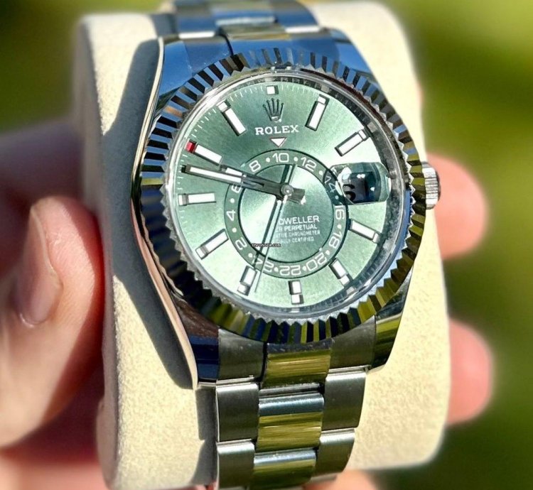Rolex Sky-dweller Complete Mint Green Sky-dweller 42 Mm On Oyster Ref 336934