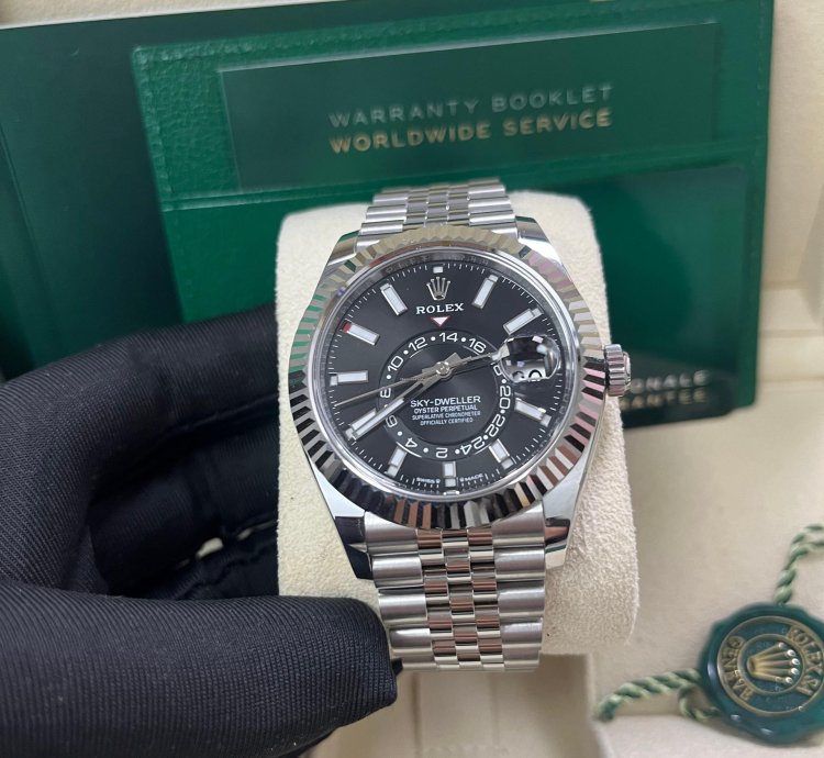Rolex Sky-dweller Fluted Bezel Black Index Dial Jubilee Bracelet 336934