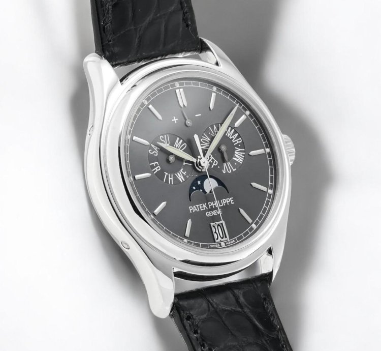 Patek Philippe Annual Calendar 5146p Grey Dial Platinum Discontinued