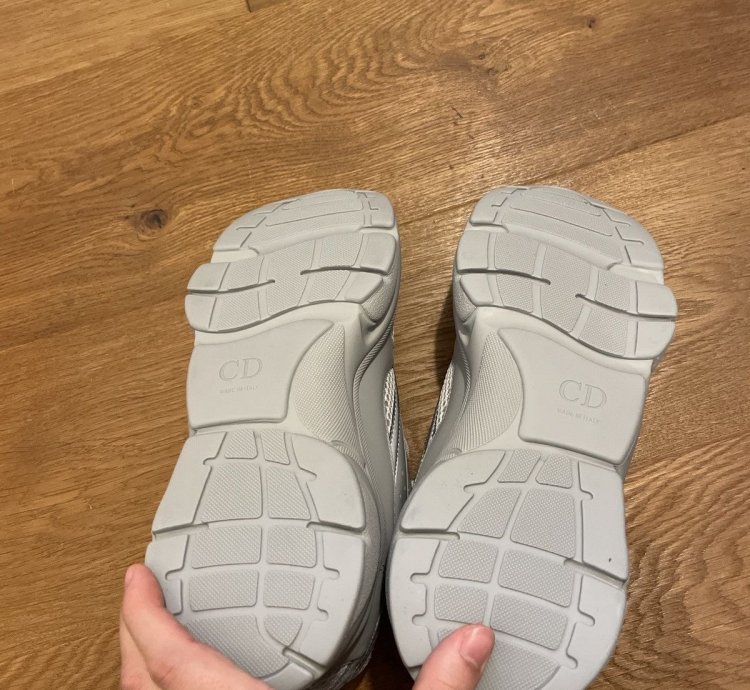 Best Priced 4 New Dior B22 Sneaker Grey Size 43 eu 10