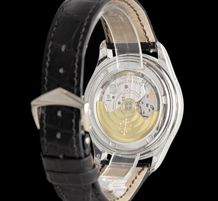 Patek Philippe Annual Calendar 5147g