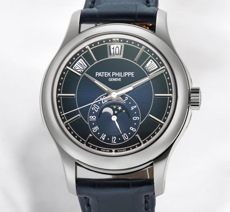 Patek Philippe Annual Calendar 5205g Blue Dial 18k White Gold