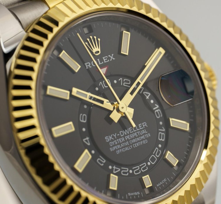 Rolex Sky-dweller Full Set - Sky Dweller 326933 Steel Gold Black Dial Jubilee 2023 42 Mm New Watch