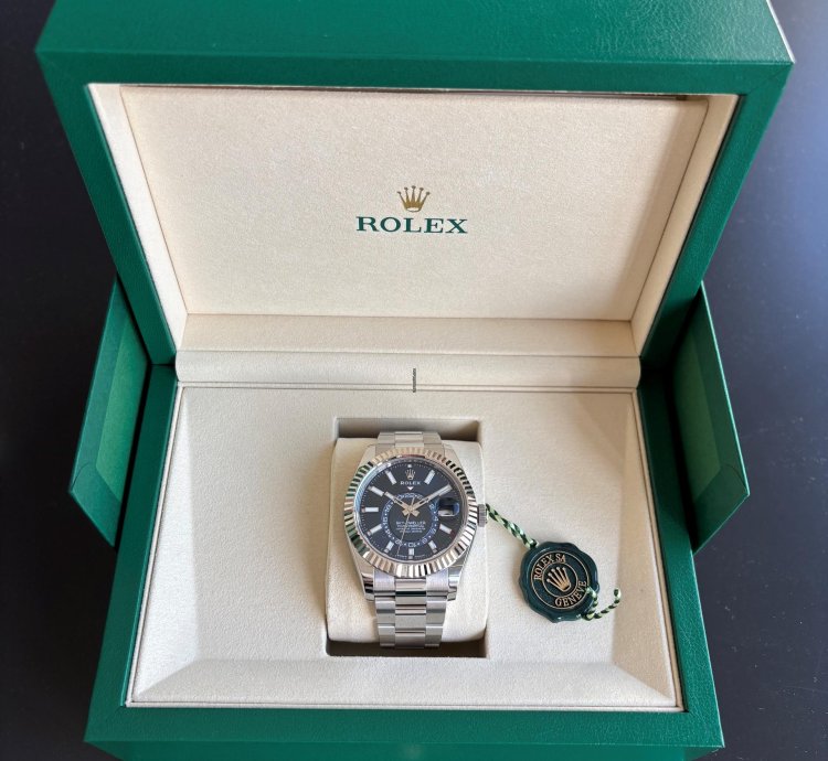 Rolex Sky-dweller Full Set Complet Neuf Jamais Port