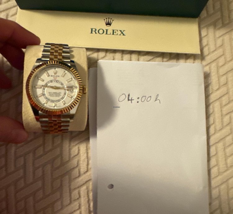 Rolex Sky-dweller Fullset Ungetragen 2024
