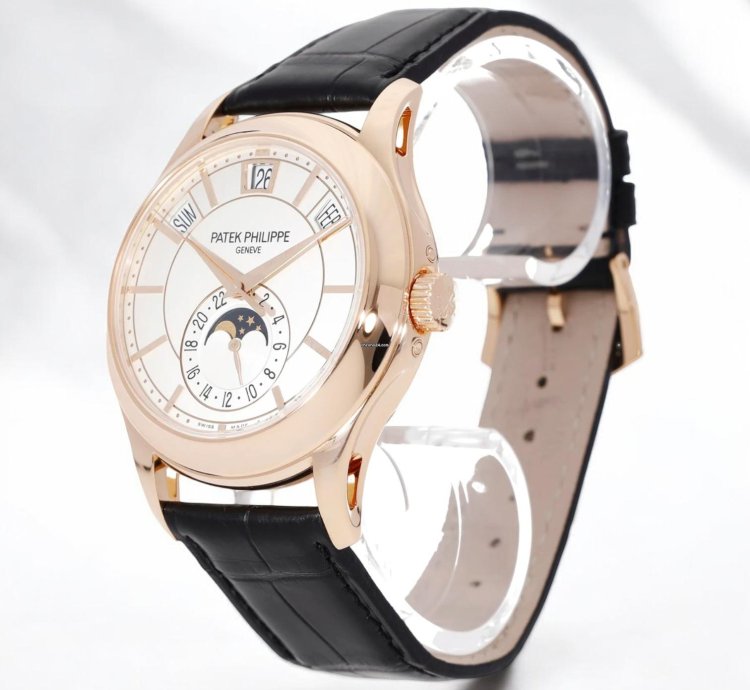 Patek Philippe Annual Calendar 5205r Silver Dial 18k Rose Gold