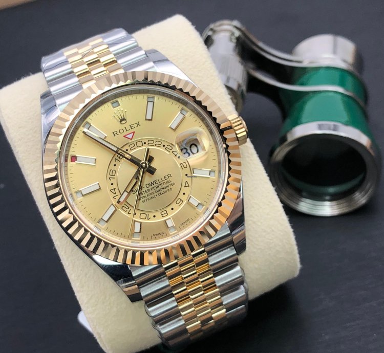 Rolex Sky-dweller Gold Champagne Dial Jubilee