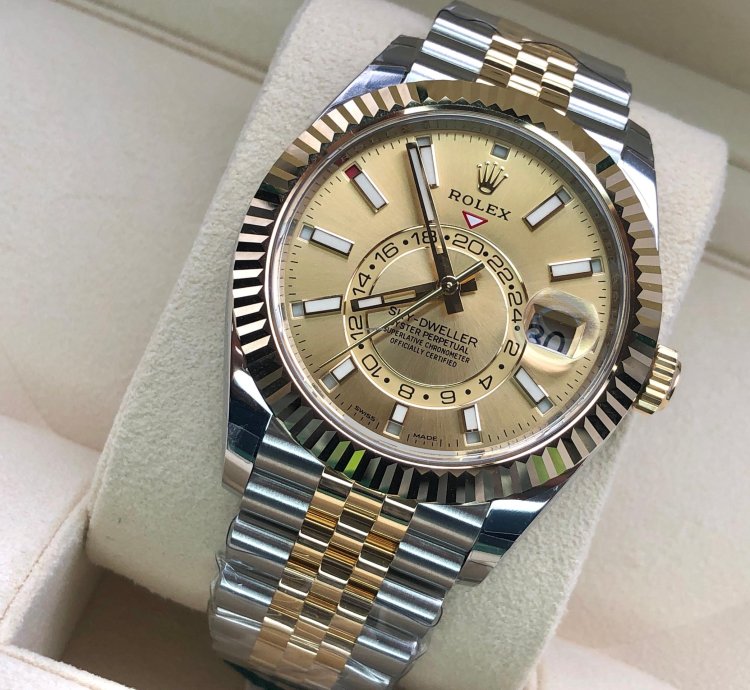 Rolex Sky-dweller Gold Champagne Dial Jubilee