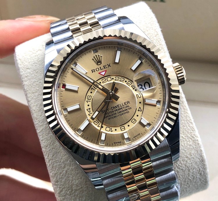Rolex Sky-dweller Gold Champagne Dial Jubilee