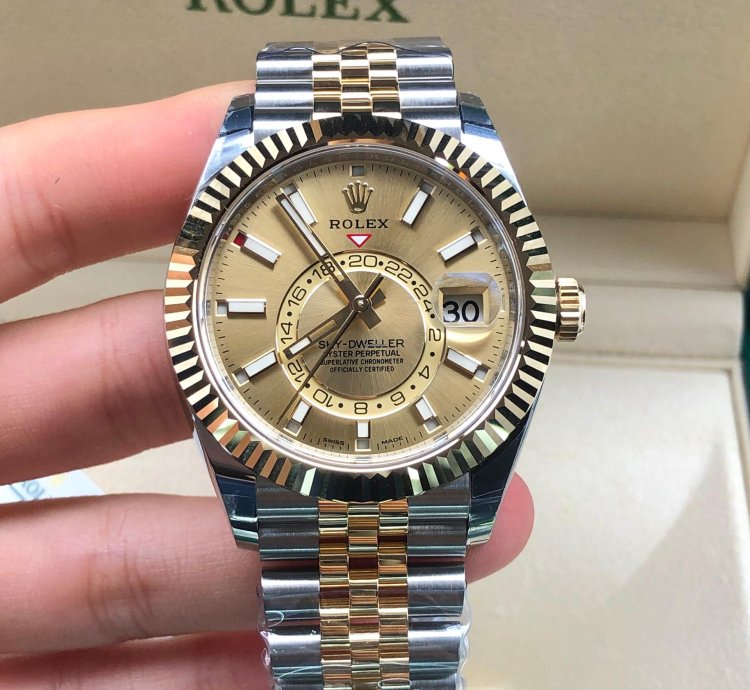 Rolex Sky-dweller Gold Champagne Dial Jubilee