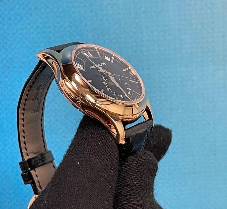 Patek Philippe Annual Calendar 5205r-010 Black Rose Gold Annual Calendar