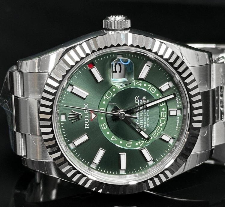 Rolex Sky-dweller Green Dial Oyster Bracelet 2024