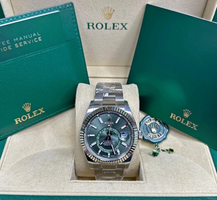Rolex Sky-dweller Green Dial Oyster Bracelet 2024