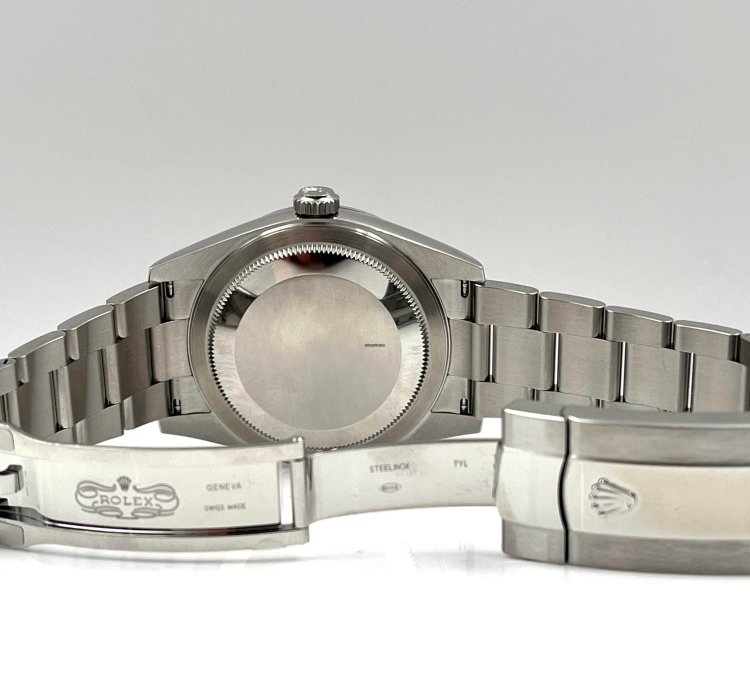 Rolex Sky-dweller Green Dial Oyster Bracelet 336934 Unworn 2025